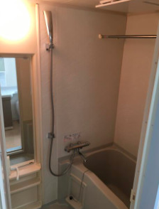 バス・シャワールーム　お風呂です
