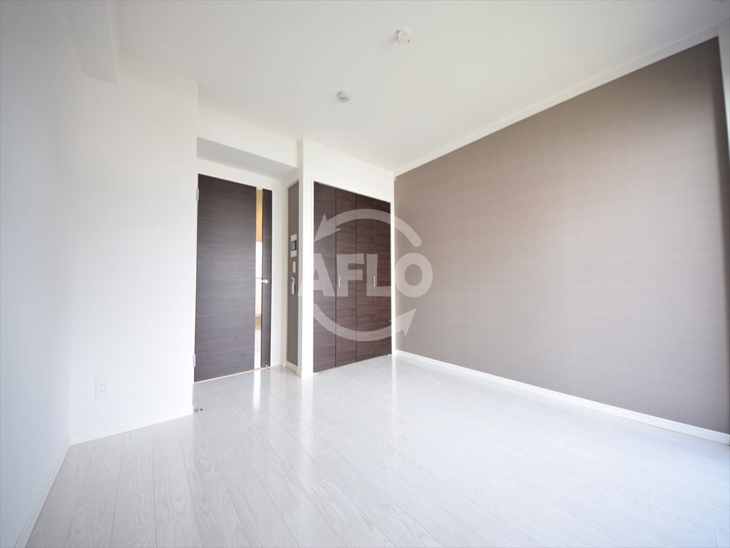 居室・リビング　エトワール阿波座　広々とした室内