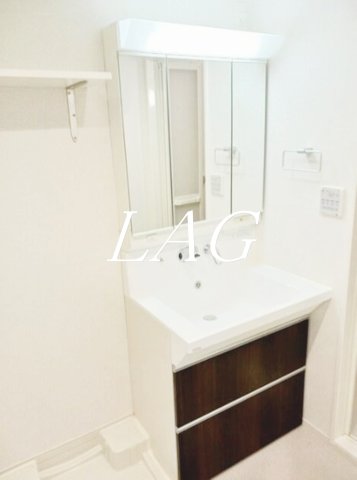 洗面設備　洗面台です。