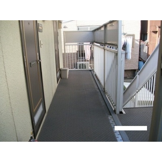 ロビー　建物の内部です