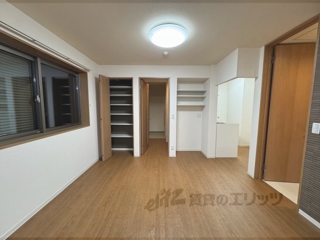 居室・リビング　洋室