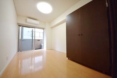 居室・リビング　※別部屋参考写真