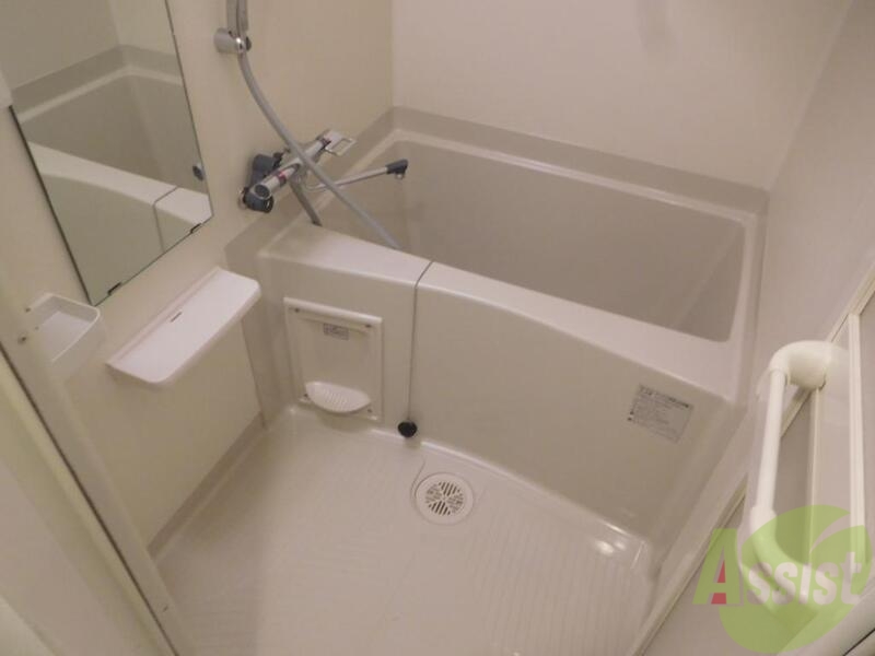 バス・シャワールーム　綺麗なお風呂です。寛げます。