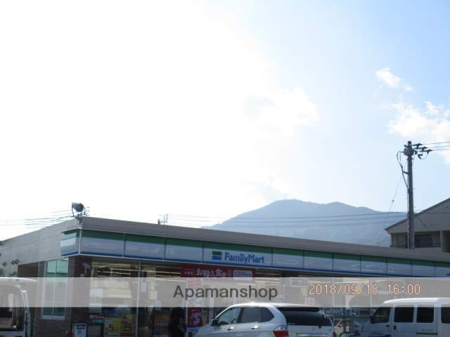 コンビニ　ファミリーマート（コンビニ）まで5991m