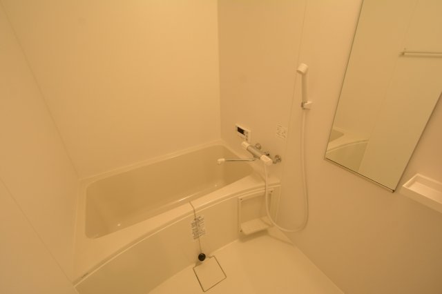 バス・シャワールーム　バストイレ別でおすすめです！
