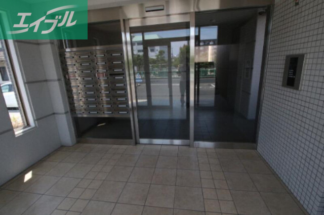 エントランス　集合ポスト