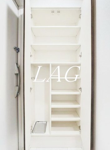 玄関　玄関です。