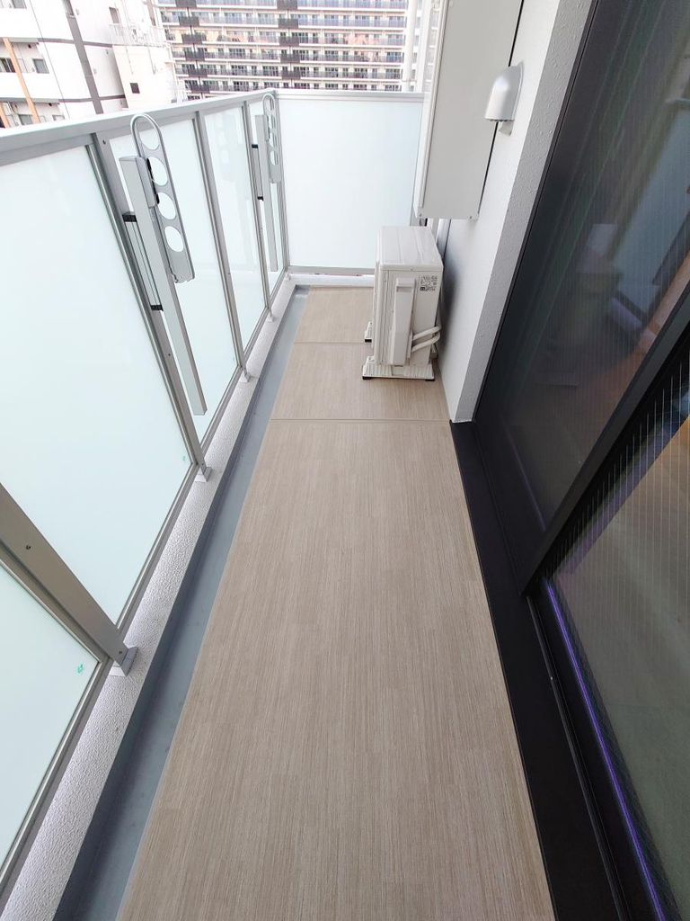 バルコニー　バルコニー