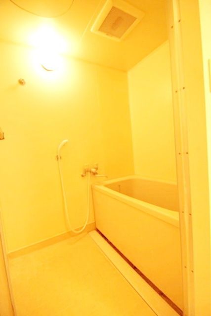 バス・シャワールーム　★お部屋探しはタウンハウジング稲田堤店まで★