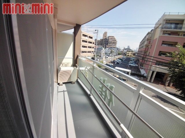 バルコニー　広いバルコニー