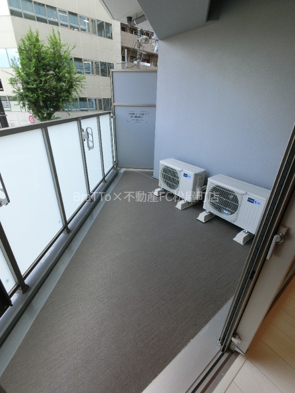 バルコニー　バルコニー