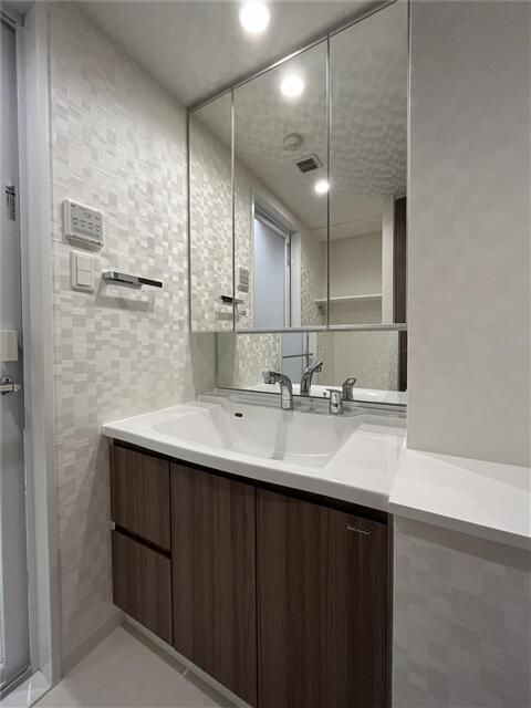 洗面設備　☆嬉しい独立洗面台☆