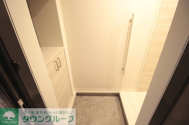 玄関　お問合せはタウンハウジングまで！※現地待合わせ相談可能