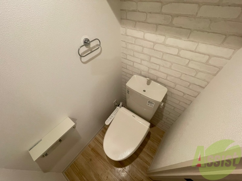 トイレ　ウォシュレット機能がついたトイレ。安心して使用できますね。