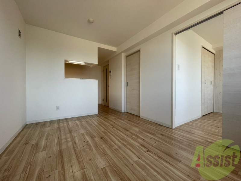 居室・リビング　広くてキレイなお部屋が広がっていて、充実した生活が送れそう。