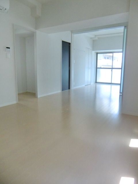 その他部屋・スペース　２面採光の南向きのお部屋です