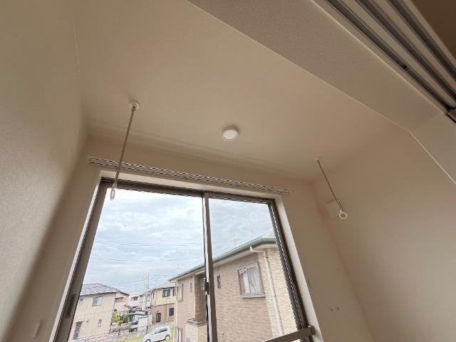 その他設備　室内物干し