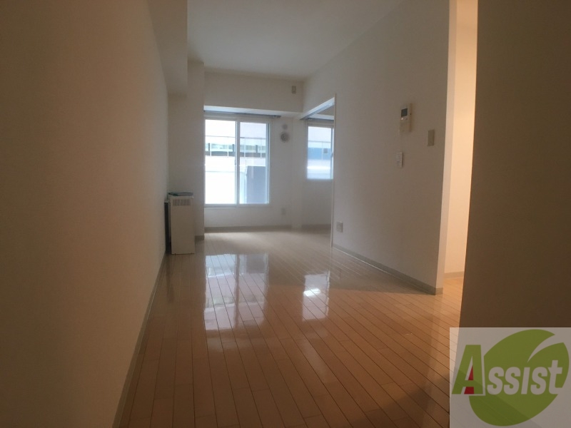 居室・リビング　広くてキレイなお部屋が広がっていて、充実した生活が送れそう。