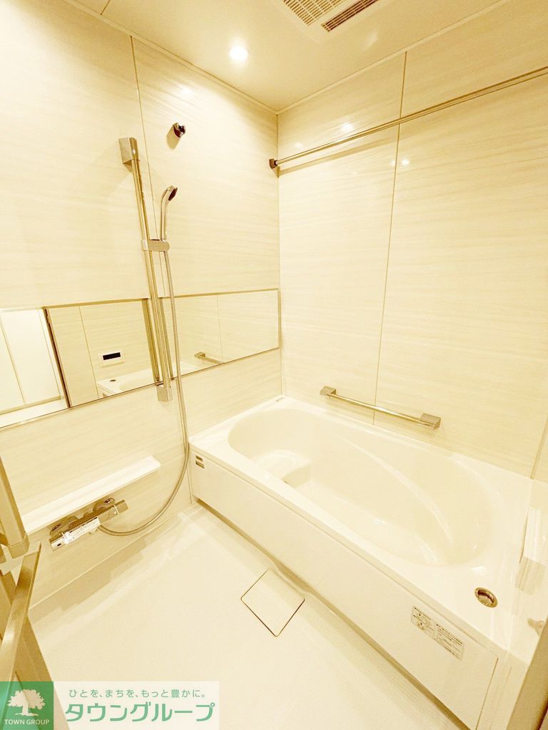 バス・シャワールーム　同物件別部屋写真