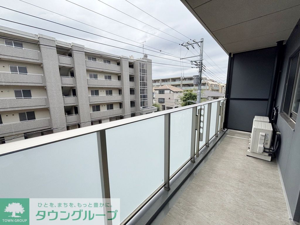 バルコニー　同物件別部屋写真