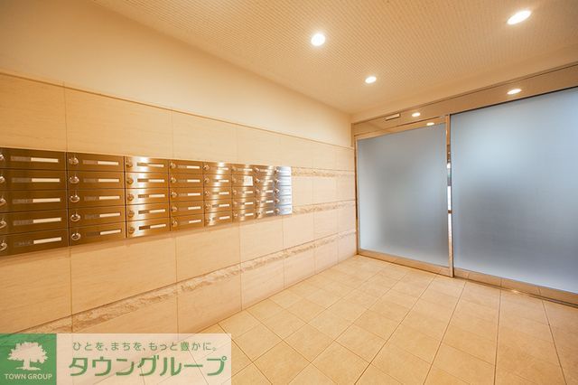 玄関　※写真は同タイプ住戸です。