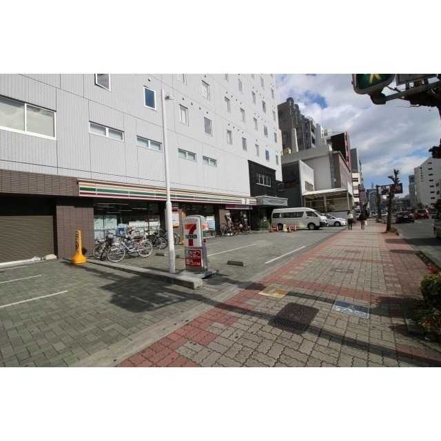 コンビニ　セブンイレブン静岡常磐町１丁目店（コンビニ）まで150m