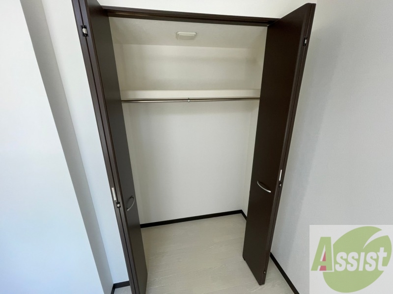 収納　クローゼットがありました。お洋服や荷物はここへ