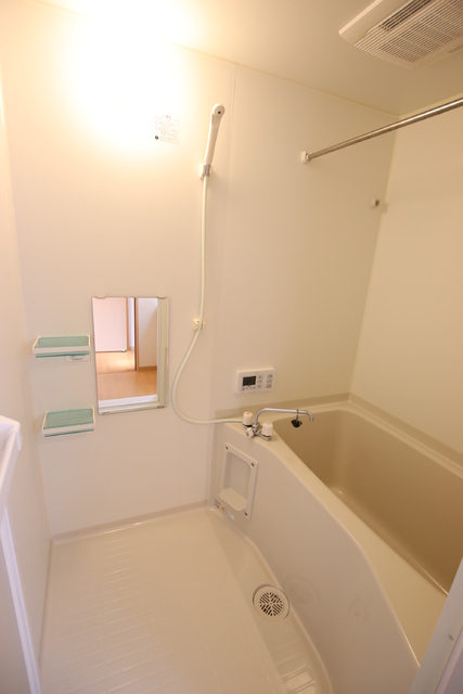 バス・シャワールーム　追焚機能・浴室乾燥機も付いたバスルーム