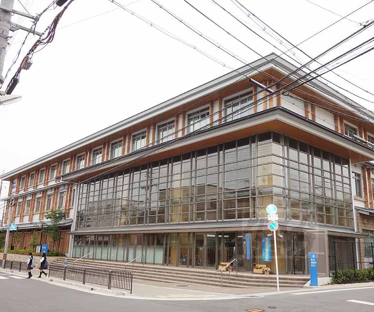 その他　京都市立東山泉小学校・泉中学校（その他）まで500m