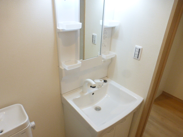 洗面設備　人気設備　独立洗面台