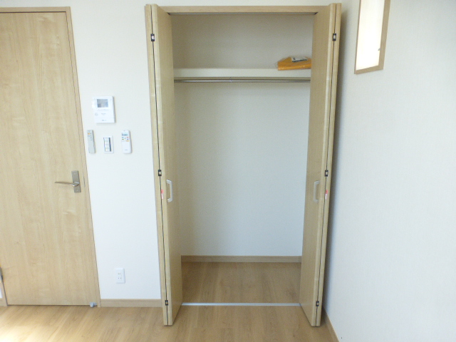 収納　ワイドクローゼット