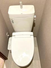 トイレ　シンプルで使いやすいトイレです