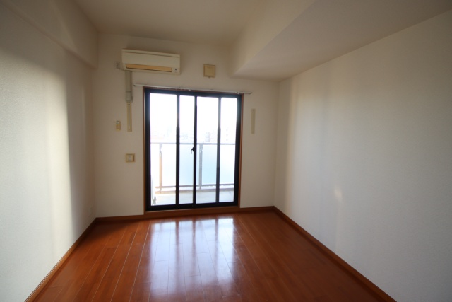 居室・リビング　※別室の参考写真の為、現況優先です。