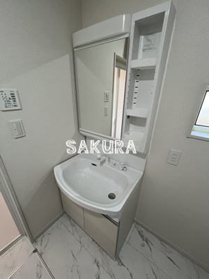 洗面設備　忙しい朝には欠かせない洗面所です♪