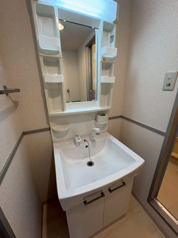 洗面設備　広い洗面スペース