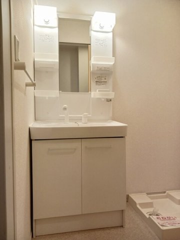 洗面設備　使いやすい洗面所です