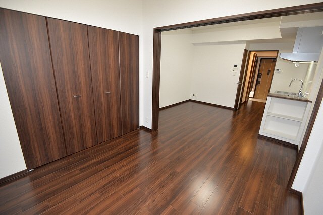 居室・リビング　写真は同マンションの別のお部屋のものです