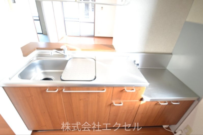 キッチン　カウンターキッチンになります。