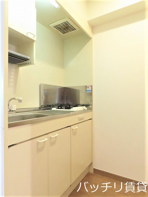 キッチン　別号室イメージの為、現状を優先致します。