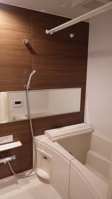 洗面設備　追焚機能付きです