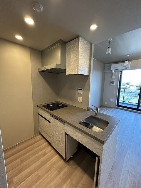 キッチン　※別号室の写真です