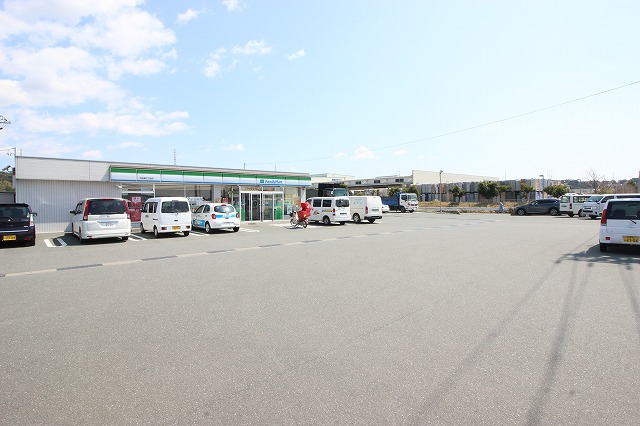 コンビニ　ファミリーマート 浜松細江三和店（コンビニ）まで1232m