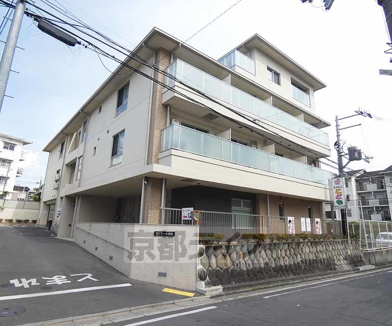 建物外観　京阪・近鉄線最寄駅まで徒歩３分圏内になります。