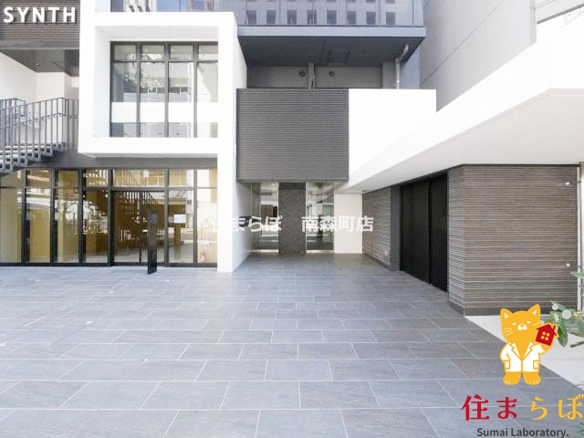 エントランス　共用部の印象も大切に