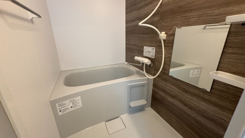 バス・シャワールーム　バスルーム