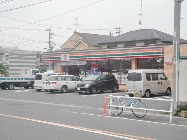 コンビニ　セブンイレブン日野一番橋店（コンビニ）まで524m