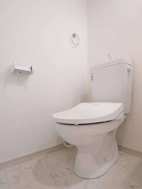 トイレ　トイレ?