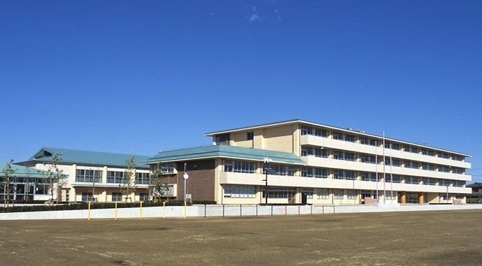 小学校　浜松市立大平台小学校（小学校）まで353m
