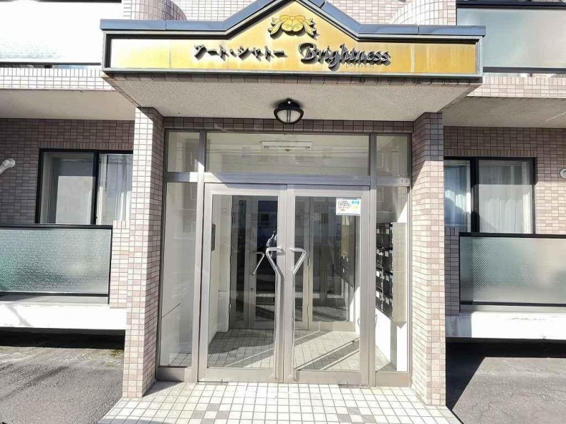 エントランス　エントランス