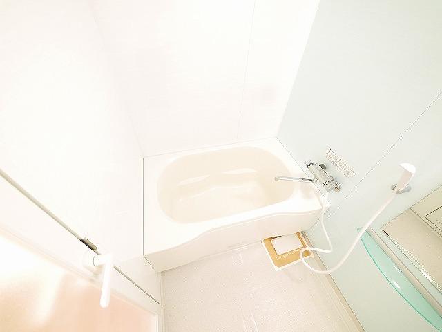 バス・シャワールーム　日々の疲れを癒すお風呂付です